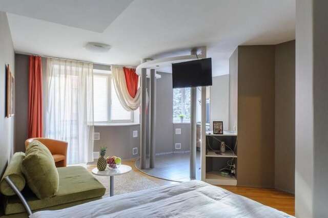 Апартаменты Apart in center near Hotel Europa Минск-18